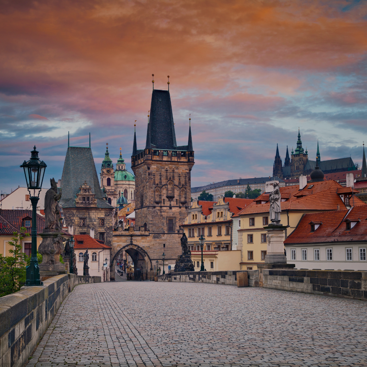 https://www.ceno-travel.com/cache/image/202301271236550.Praag.png