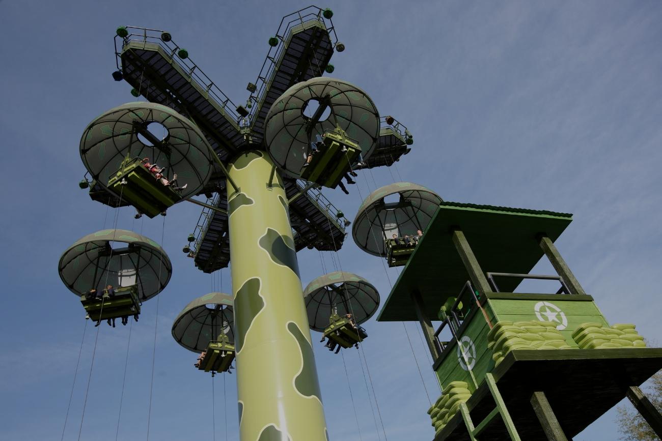 Toy Soldiers Parachute Drop