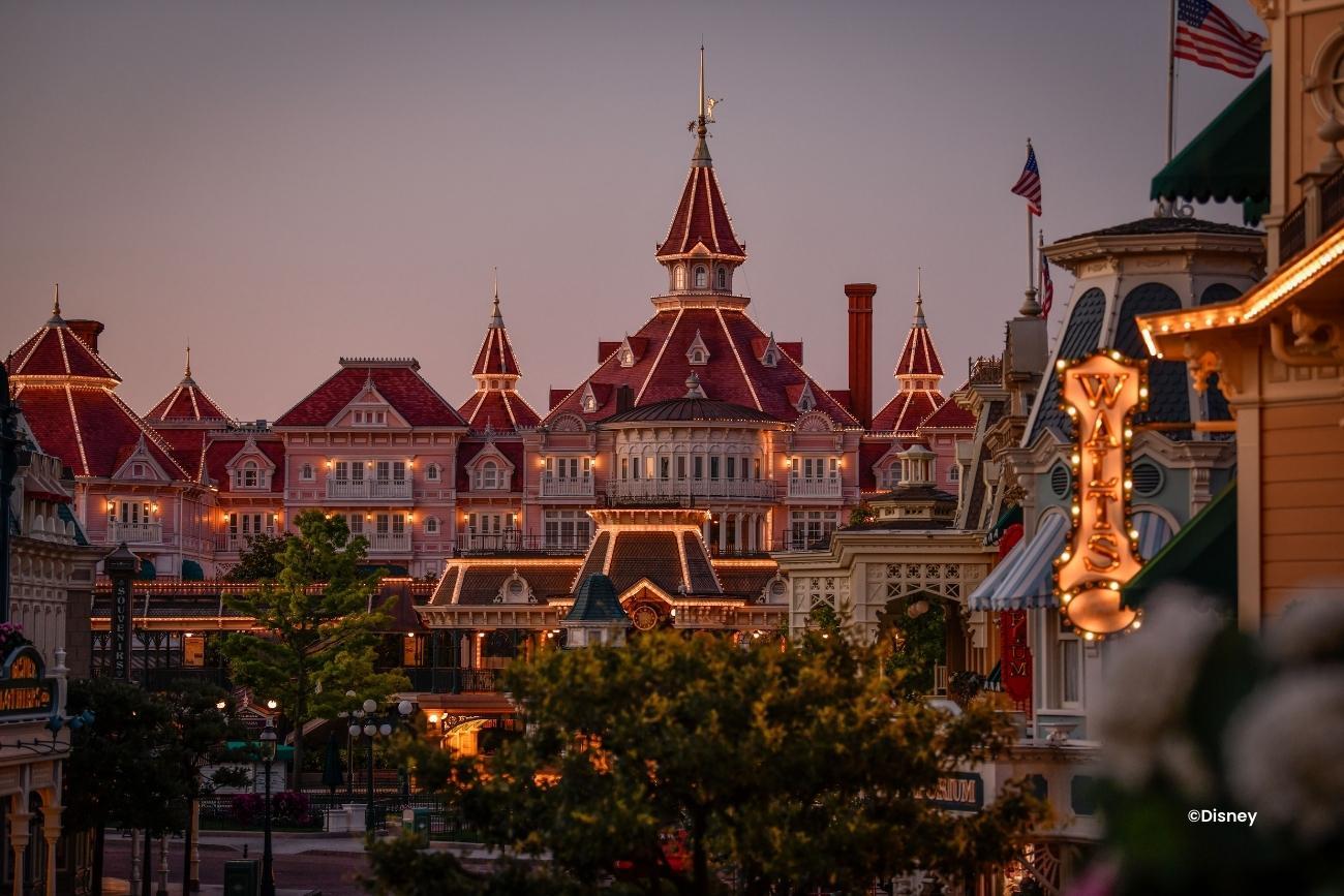 Erleben Sie Disneyland mit C&O Travel Tickets