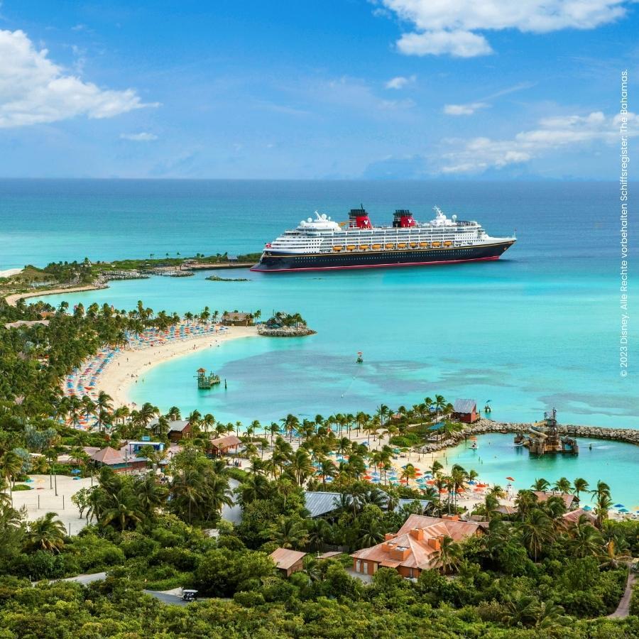 Disney Wonder schip aangemeerd