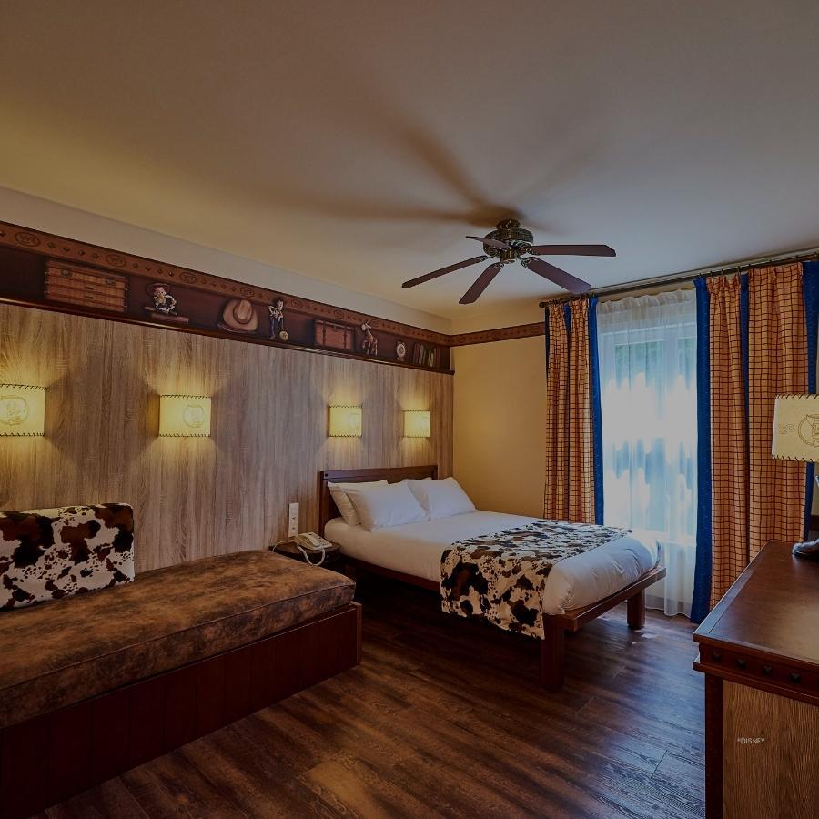 Standaard kamer met bed en slaapbank Hotel Cheyenne